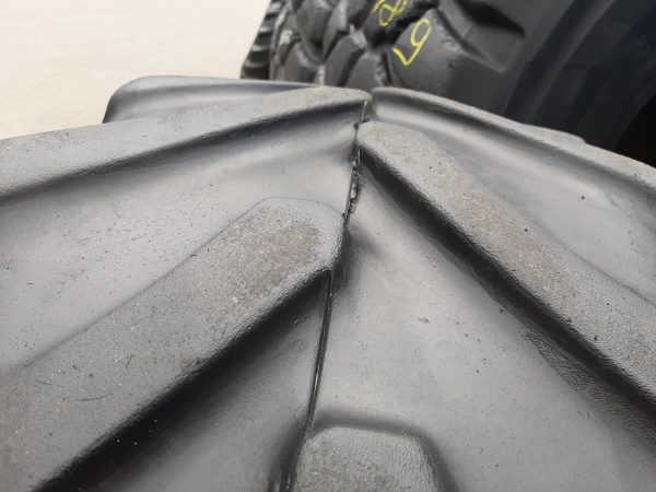 Opona używana rolnicza 460/70R24 17.5R24 FIRESTONE UTILITY R8000 600zł W4494 - obrazek 6
