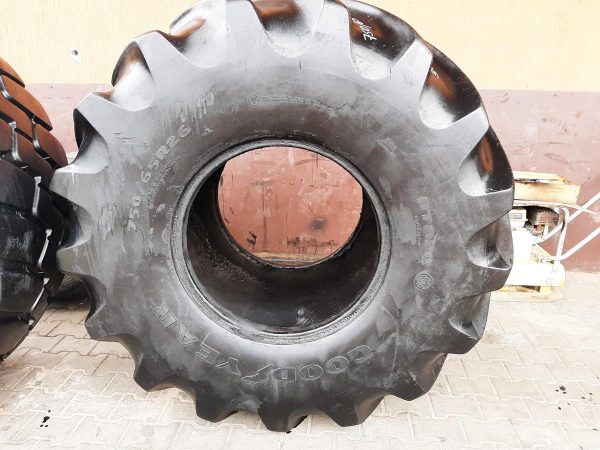 Opona używana rolnicza 750/65R26 GOODYEAR DT280; 3000zł W4499 - obrazek 2