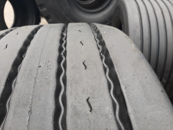 Opona używana ciężarowa 385/55R22.5 KUMHO KLT03 700zł C2524 - obrazek 7
