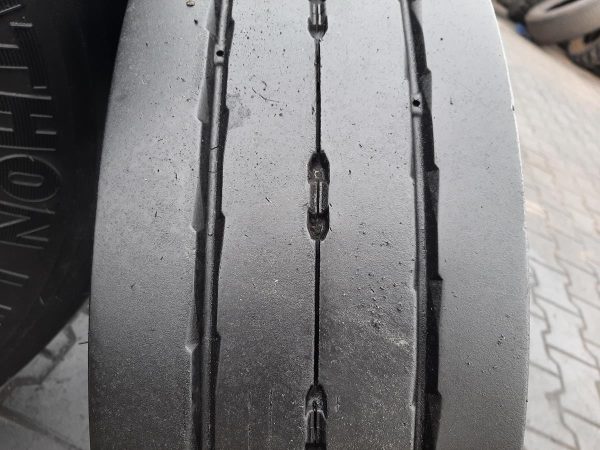 Opona używana ciężarowa 205/65R17.5 MICHELIN X-MULTI T 350zł C2530 - obrazek 4