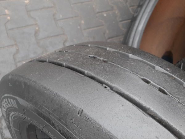Opona używana ciężarowa 205/65R17.5 MICHELIN X-MULTI T 350zł C2530 - obrazek 9