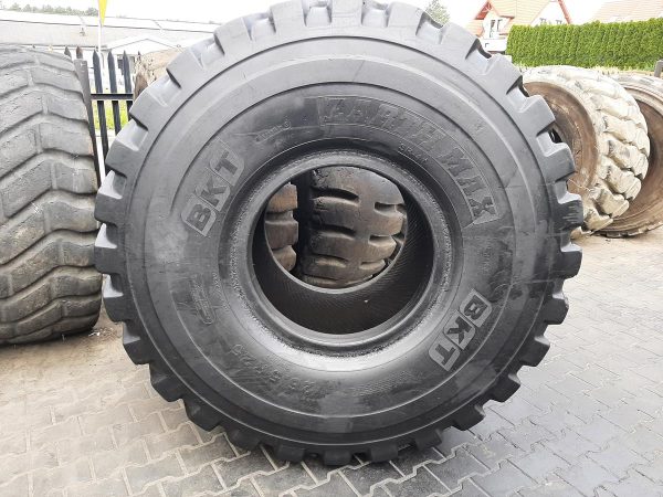 Opona używana przemysłowa 26.5R25 BKT EARTH MAX 3000zł W4503 - obrazek 2