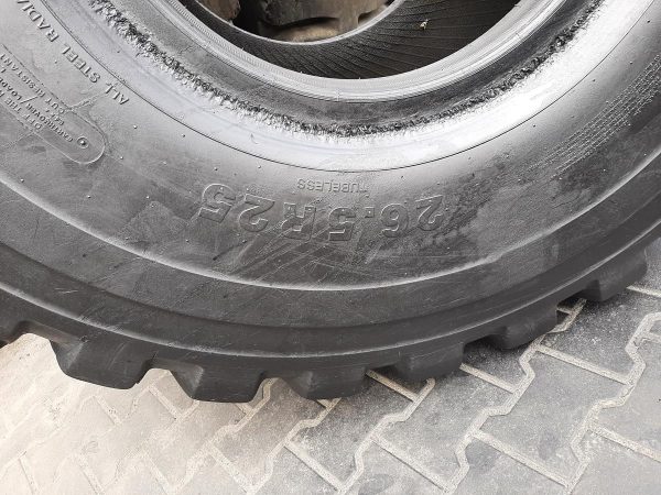 Opona używana przemysłowa 26.5R25 BKT EARTH MAX 3000zł W4503 - obrazek 3