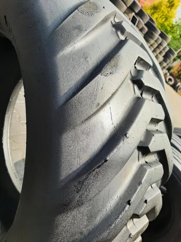 Opona używana rolnicza 400/55-22.5 400/55R22.5 TRELLEBORG 700zł W4506 - obrazek 4