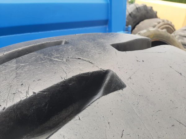 2x Opona używana przemysłowa 23.5R25 BRIDGESTONE 4400zł(szt.) W4509 - obrazek 9