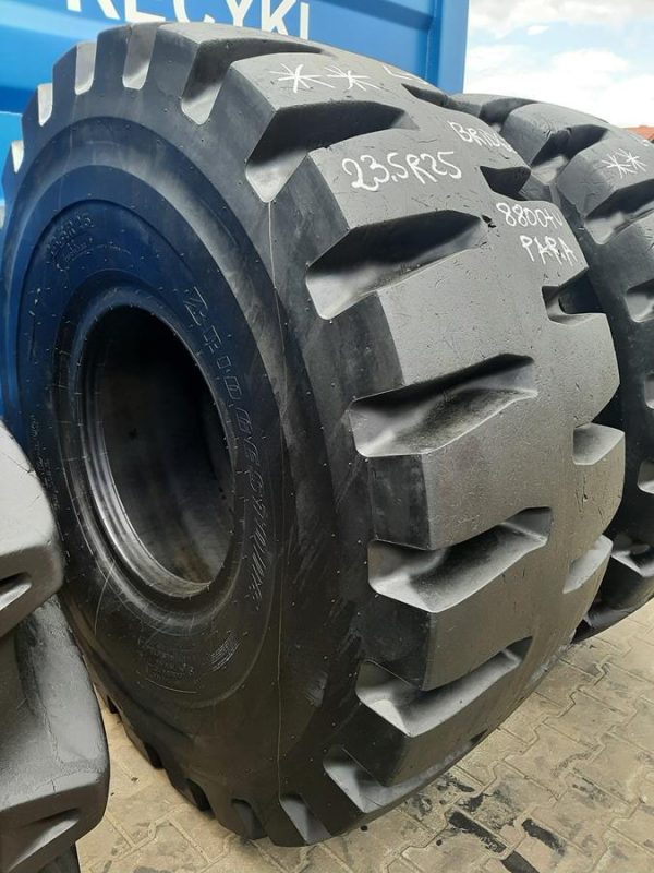 2x Opona używana przemysłowa 23.5R25 BRIDGESTONE 4400zł(szt.) W4509 - obrazek 2