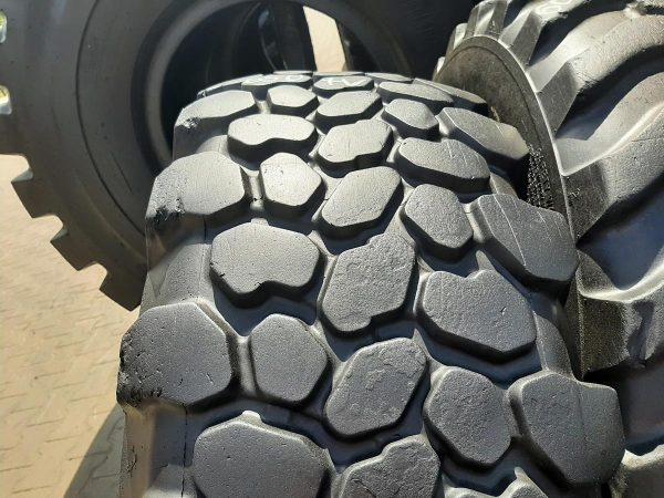 Opona używana przemysłowa 365/80R20 CONTINENTAL MPT 81; 650zł W4513 - obrazek 5