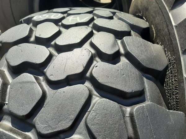 Opona używana przemysłowa 365/80R20 CONTINENTAL MPT 81; 650zł W4513 - obrazek 10