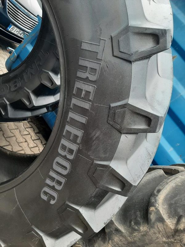 2x Opona używana rolnicza 650/65R42 TRELLEBORG TM800; 3900zł W4515 - obrazek 9