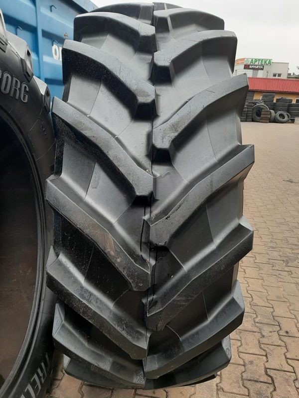 2x Opona używana rolnicza 650/65R42 TRELLEBORG TM800; 3900zł W4515 - obrazek 4