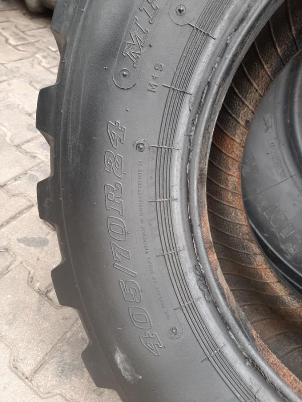 2x Opona używana przemysłowa 405/70R24 DUNLOP SP T9; 900zł W4518 - obrazek 8
