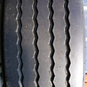 Opona używana ciężarowa 385/65R22.5 NACINANA,POGŁĘBIANA