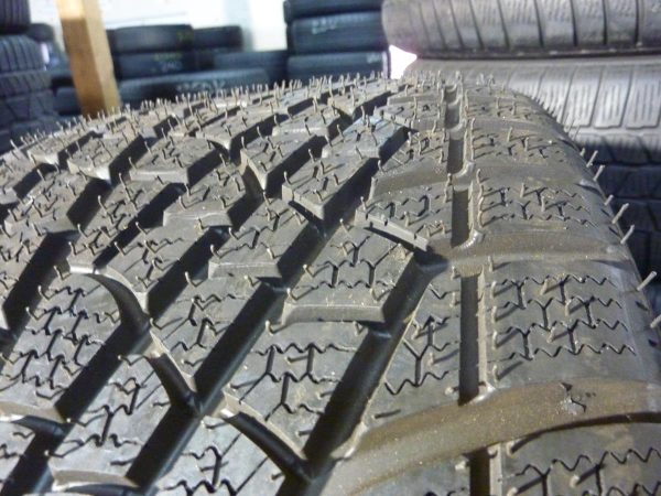 4x Opona nieużywana zimowa 285/40R19 PIRELLI SOTTOZERO WINTER 240 Z1414 - obrazek 7