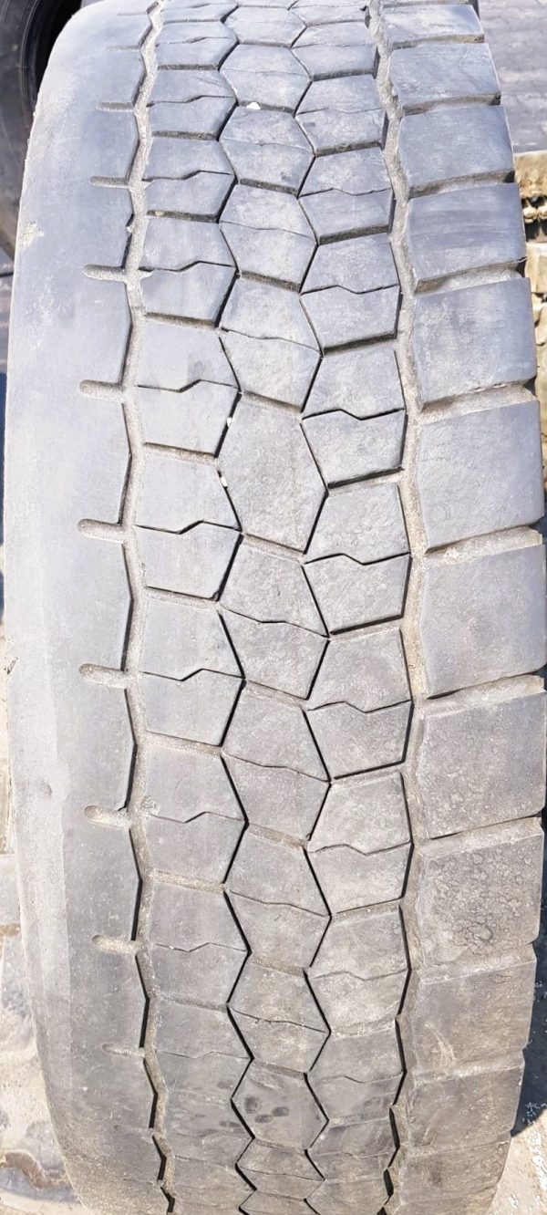 Opona używana ciężarowa 385/65R22.5 NACINANA,POGŁĘBIANA - obrazek 6