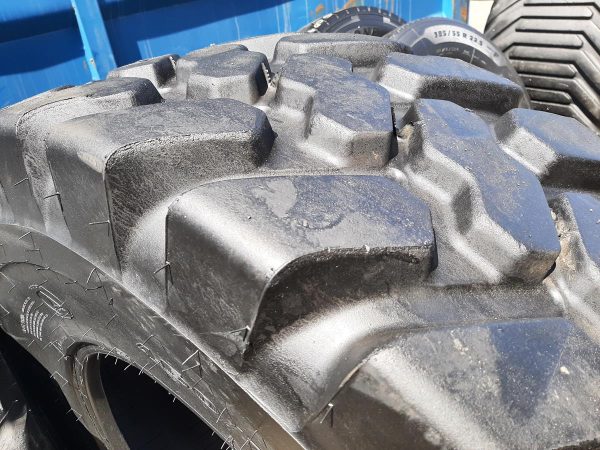 Opona używana rolnicza 460/70R24 FIRESTONE UTILITY DURA FORCE 1300zł W4519 - obrazek 4