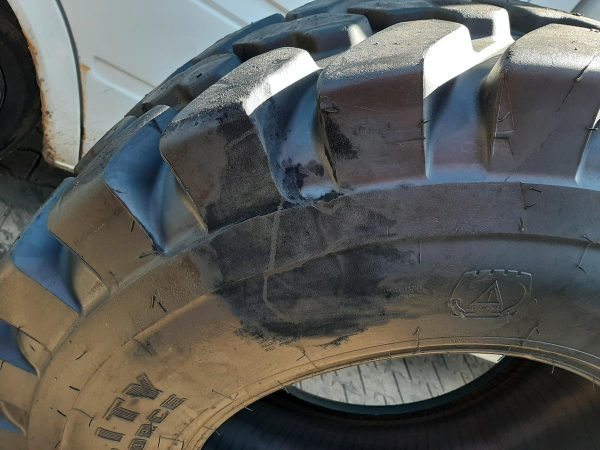 Opona używana rolnicza 460/70R24 FIRESTONE UTILITY DURA FORCE 1300zł W4519 - obrazek 8