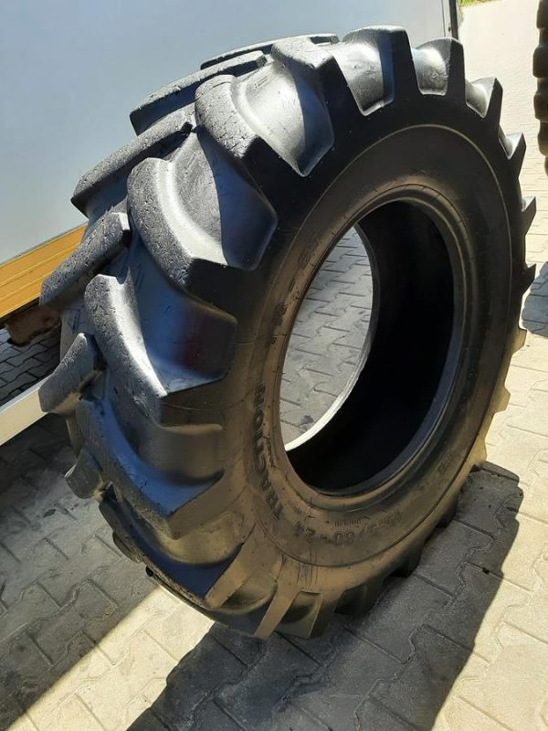Opona używana 15.5/80-24 ; 405/80-24 MITAS TRACTION TR-01 700zł W4521 - obrazek 2