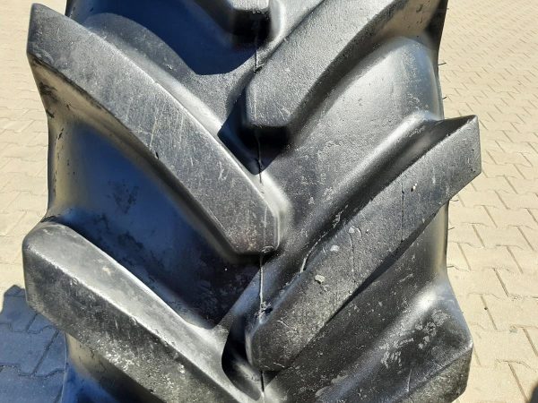 Opona używana przemysłowa 17.5-24 GALAXY INDUSTRIAL R-I 900zł W4522 - obrazek 4