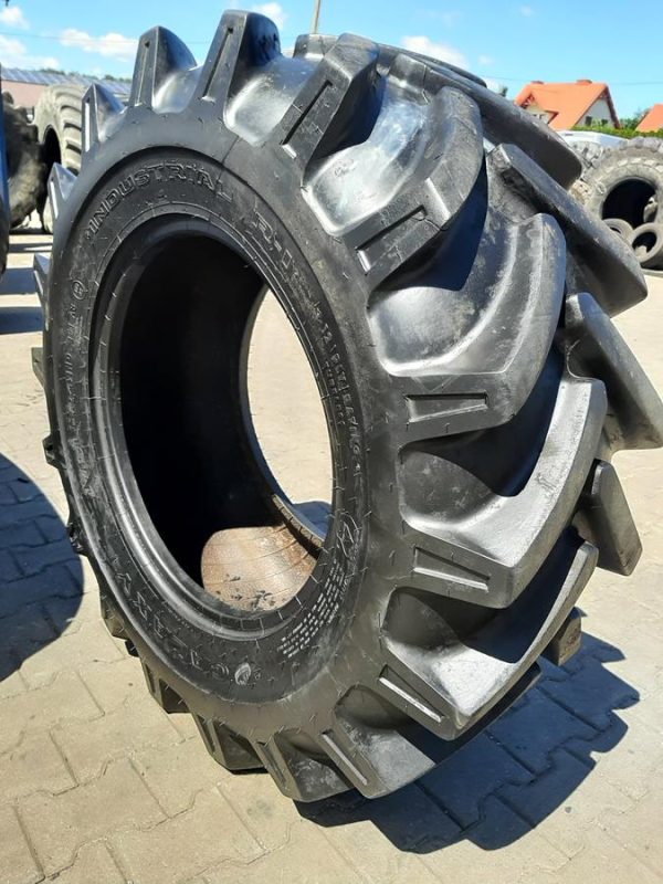 Opona używana przemysłowa 17.5-24 GALAXY INDUSTRIAL R-I 900zł W4522 - obrazek 2