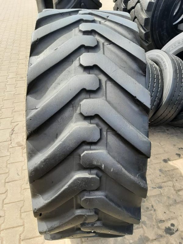 Opona używana przemysłowa 480/80-26 18.4-26 MICHELIN POWER CL 1200zł W4525