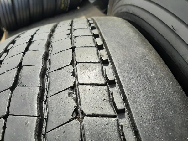 Opona używana ciężarowa 315/70R22.5 MICHELIN XMULTI Z 500zł C2540 - obrazek 5