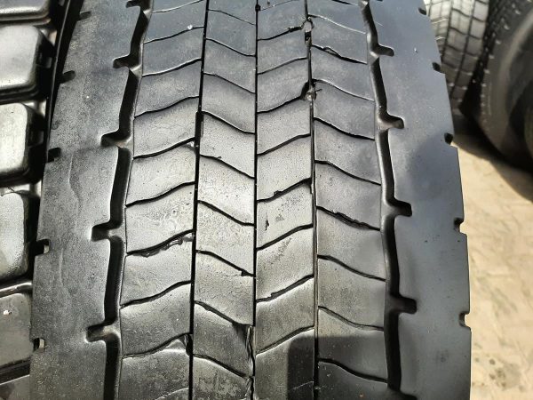 Opona używana ciężarowa 315/80R22.5 GOODYEAR FUELMAX D 600zł C2541 - obrazek 5