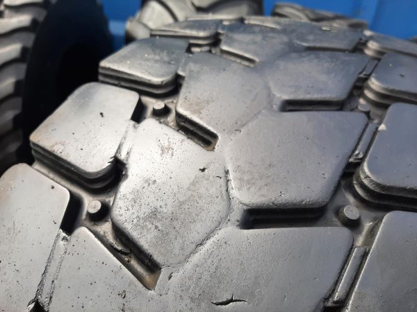 Opona używana ciężarowa 315/80R22.5 PIRELLI TG 01; 600zł C2542 - obrazek 7