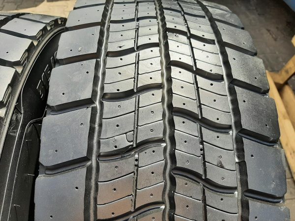 4x Opona używana ciężarowa 315/60R22.5 MICHELIN 300zł(szt.) C2546 - obrazek 5