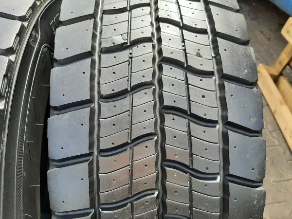 4x Opona używana ciężarowa 315/60R22.5 MICHELIN 300zł(szt.) C2546 - obrazek 11