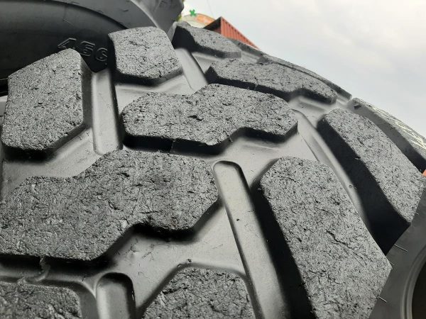 2x Opona używana przemysłowa 460/70R24 FIRESTONE UTILITY DURAFORCE 1000zł W4534 - obrazek 10