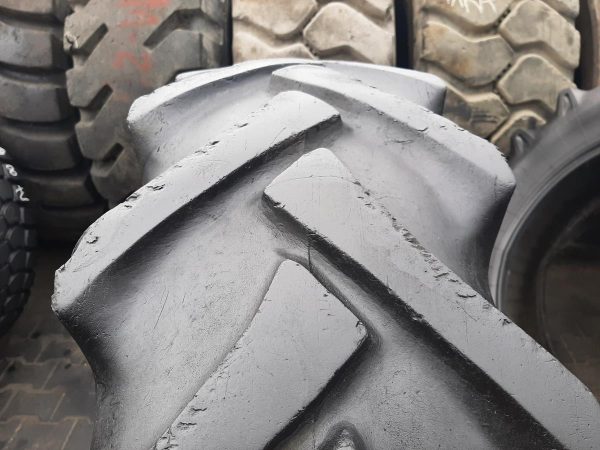 2x Opona używana rolnicza 14.9-30 SEMPERIT AS FARMER 600zł W4537 - obrazek 5