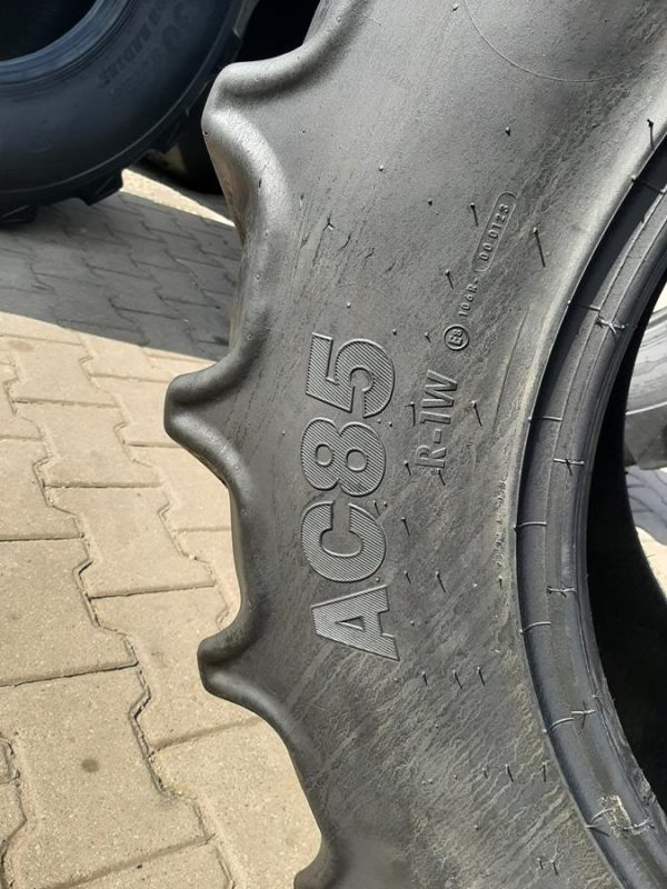Opona używana rolnicza 340/85R24 13.6R24 MITAS AC85 900zł W4544 - obrazek 10