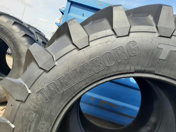 2x Opona używana rolnicza 710/70R42 TRELLEBORG TM900; 4900zł W4546 - obrazek 9