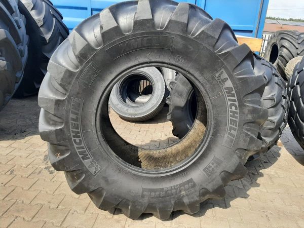 Opona używana przemysłowa 480/80R26 MICHELIN XMCL 1800zł W4550 - obrazek 2