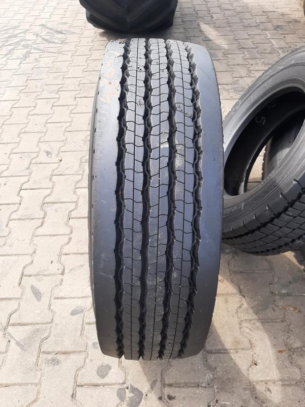 Opona używana ciężarowa 265/70R19.5 MATADOR TR1; 480zł C2552