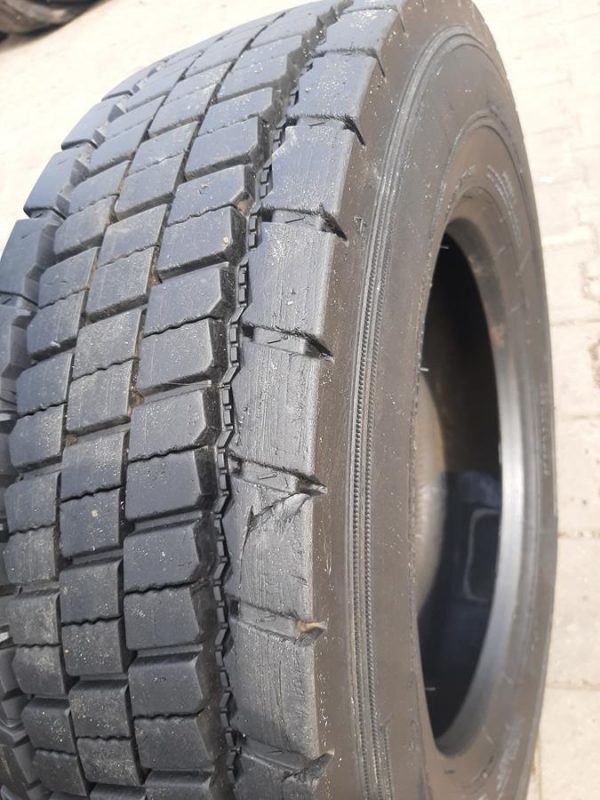 Opona używana ciężarowa 215/75R17.5 BARUM BD200 ROAD 300zł C2553 - obrazek 4