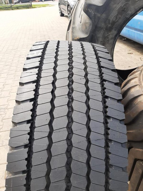 Opona używana ciężarowa 315/70R22.5 MICHELIN XDA2+ENERGY 900zł C2554 - obrazek 7