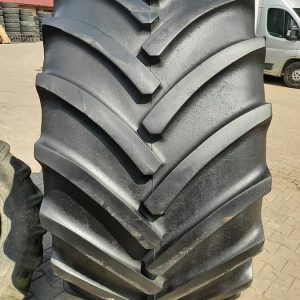 Opona używana rolnicza 900/60R32 CONTINENTAL SVT 2700zł W4559