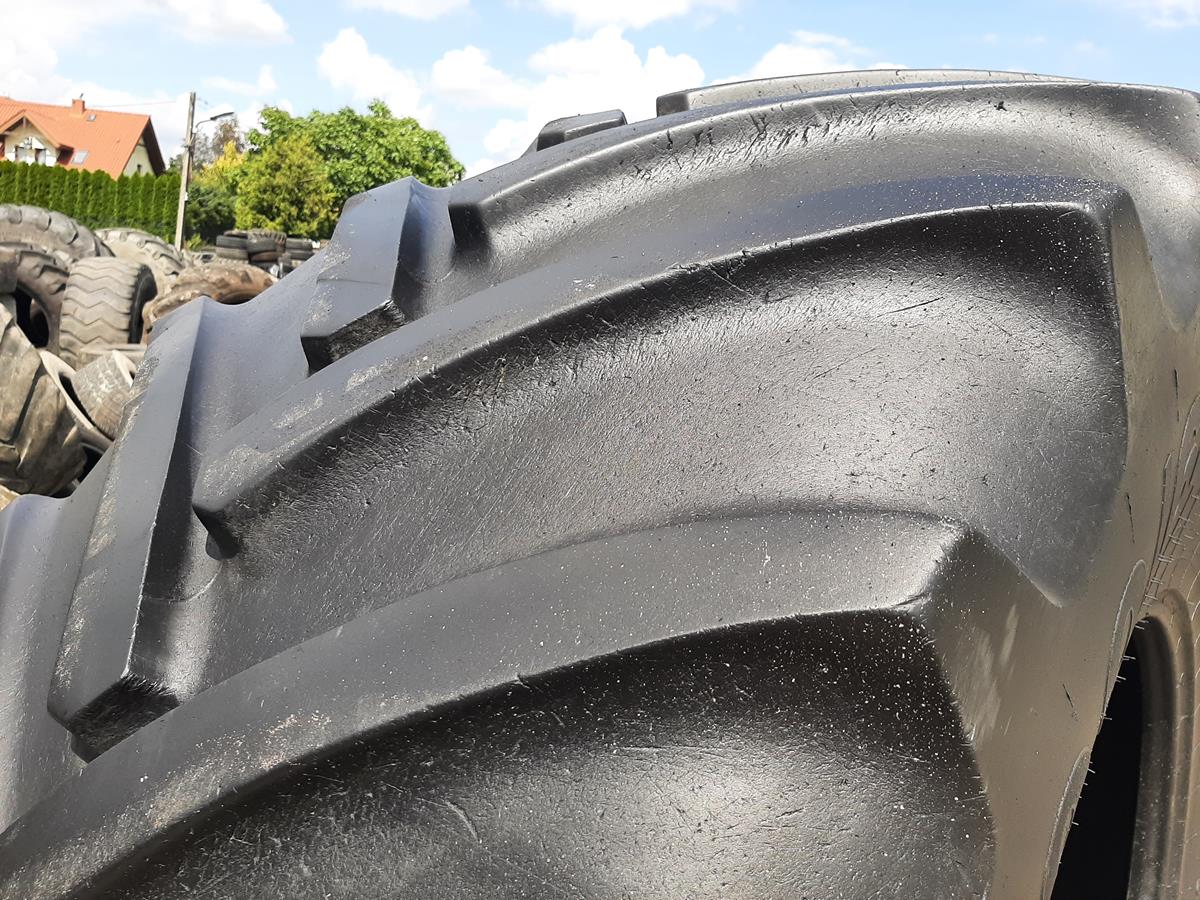 Opona używana rolnicza 900/60R32 CONTINENTAL SVT 2700zł W4559 - obrazek 7