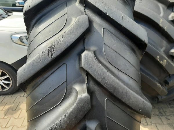 Opona używana rolnicza 18.4R38 TAURUS POINT 8; 1500zł W4563 - obrazek 4