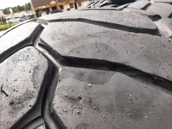 2x Opona używana przemysłowa 23.5R25 BRIDGESTONE 2300zł(szt.) W4564 - obrazek 8