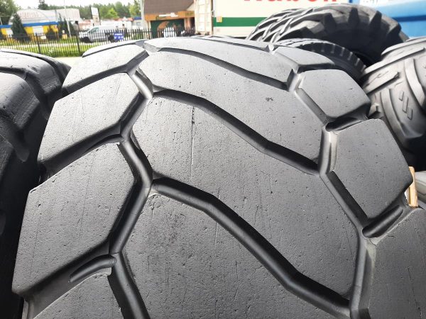 2x Opona używana przemysłowa 23.5R25 BRIDGESTONE 2300zł(szt.) W4564 - obrazek 10