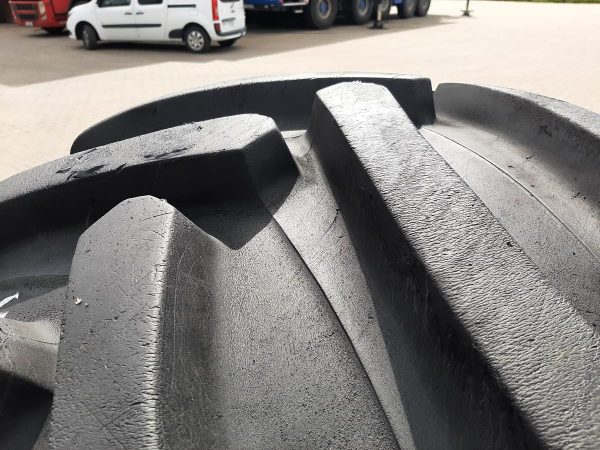 Opona używana rolnicza 750/65R26 28R26 ALLIANCE 2700zł W4565 - obrazek 11