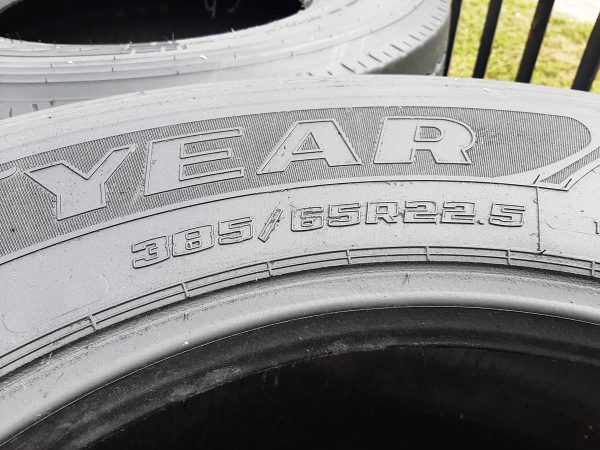 Opona używana ciężarowa 385/65R22.5 GOODYEAR K MAX T HL 250zł C2563 - obrazek 3
