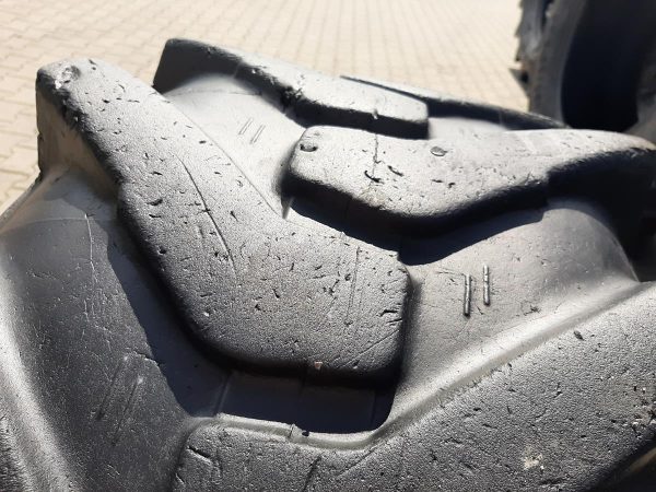 Opona używana przemysłowa 18-19.5 MITAS MPT 06 STBILE CONTACT 700zł W4571 - obrazek 6
