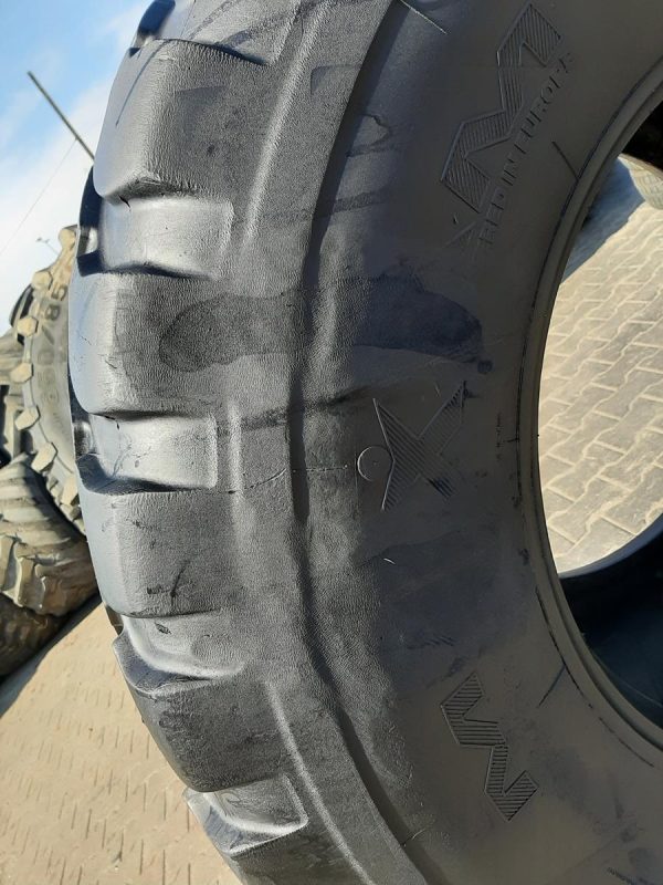 Opona używana rolnicza 650/55R26.5 MAXAM MS96R FLOTXTRA 1600zł W4575 - obrazek 7