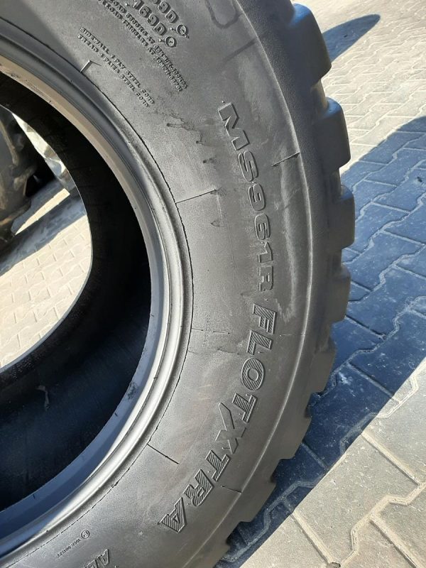 Opona używana rolnicza 650/55R26.5 MAXAM MS96R FLOTXTRA 1600zł W4575 - obrazek 10