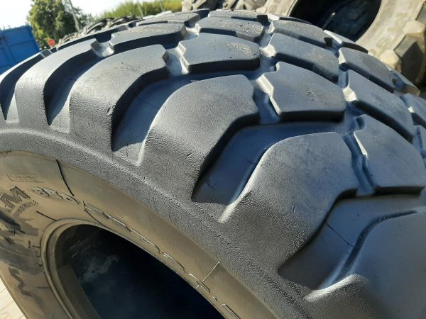 Opona używana rolnicza 650/55R26.5 MAXAM MS96R FLOTXTRA 1600zł W4575 - obrazek 4