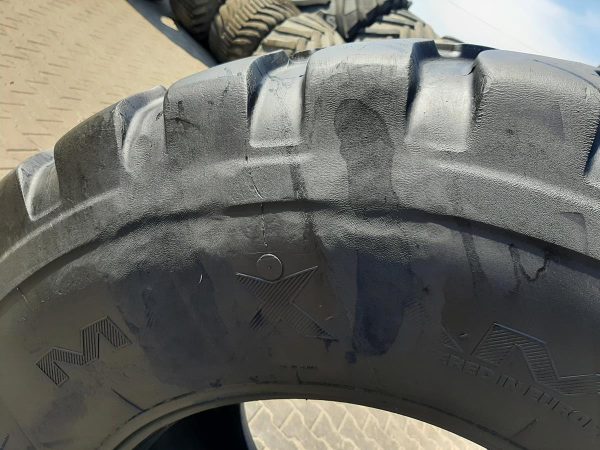 Opona używana rolnicza 650/55R26.5 MAXAM MS96R FLOTXTRA 1600zł W4575 - obrazek 8