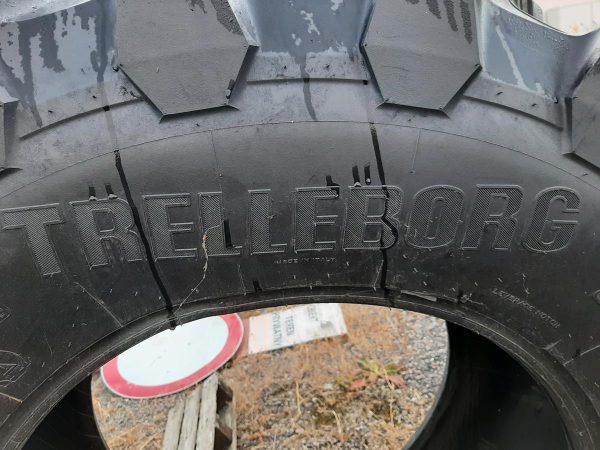 2x Opona używana rolnicza 600/70R30 TRELLEBORG TM900 3400zł W4577 - obrazek 10
